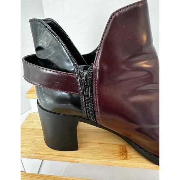 Zara burgundy dark Cherry ankle boots leather size 6 with zipper and gold buckle - Picture 5 of 8